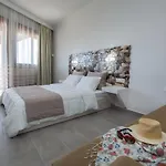 Oasis يميناريا