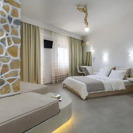 Oasis Hotel *